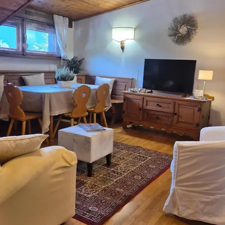 5 Torri, Parcheggio In Garage * Cortina dʼAmpezzo