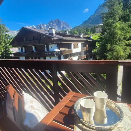 5 Torri, Parcheggio In Garage Cortina dʼAmpezzo