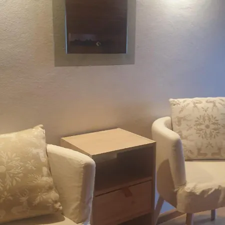 5 Torri, Parcheggio In Garage